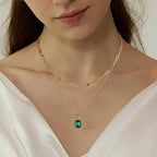 Naszyjnik z wisiorkiem w kształcie szmaragdowej koniczyny | Złoto